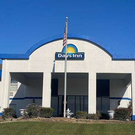 Days Inn By Wyndham Madisonville Kültér fotó