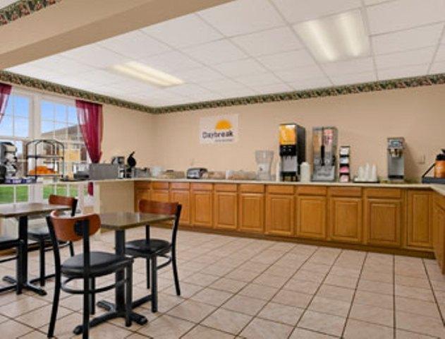 Days Inn By Wyndham Madisonville Kültér fotó